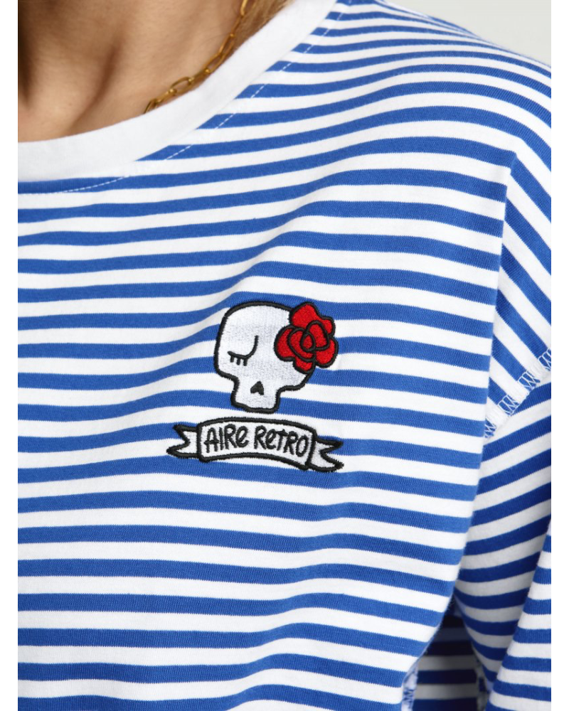 CAMISETA BORDADA CALAVERA FLOR AIRE RETRO