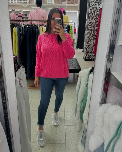 Jersey Trenzado rosa– Suavidad y Estilo en Punto | Pensando en Ti