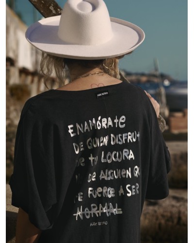 Camiseta Chica "Ama" Fade Out – Aire Retro | Estilo Vintage Oversize en Algodón Suave