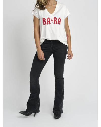 CAMI RARA BLANCA Y ROJA AIRE RETRO