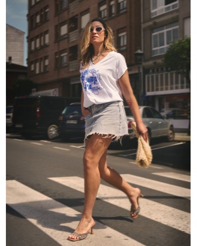 CAMISETA "WAR IS OVER" RELIEVE AIRE RETRO