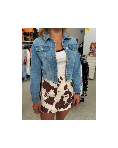 Cazadora Denim Corta para Mujer – Estilo Casual y Versátil | Pensando en ti shop