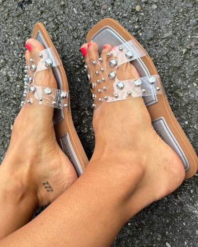 SANDALIA TRASPARENTE TACHAS