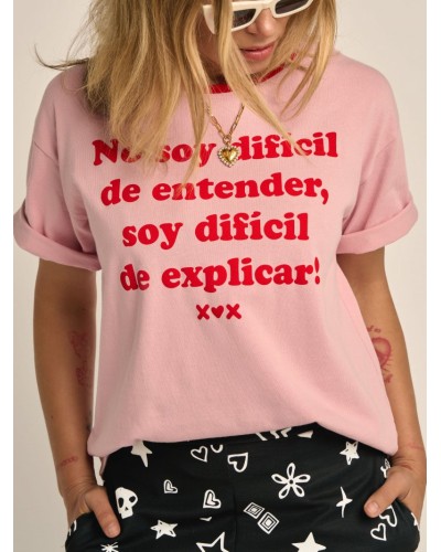 Camiseta Difícil  | Aire Retro - Pensando en Ti