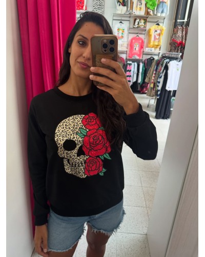SUDADEA ROSAS CALAVERA NEGRO