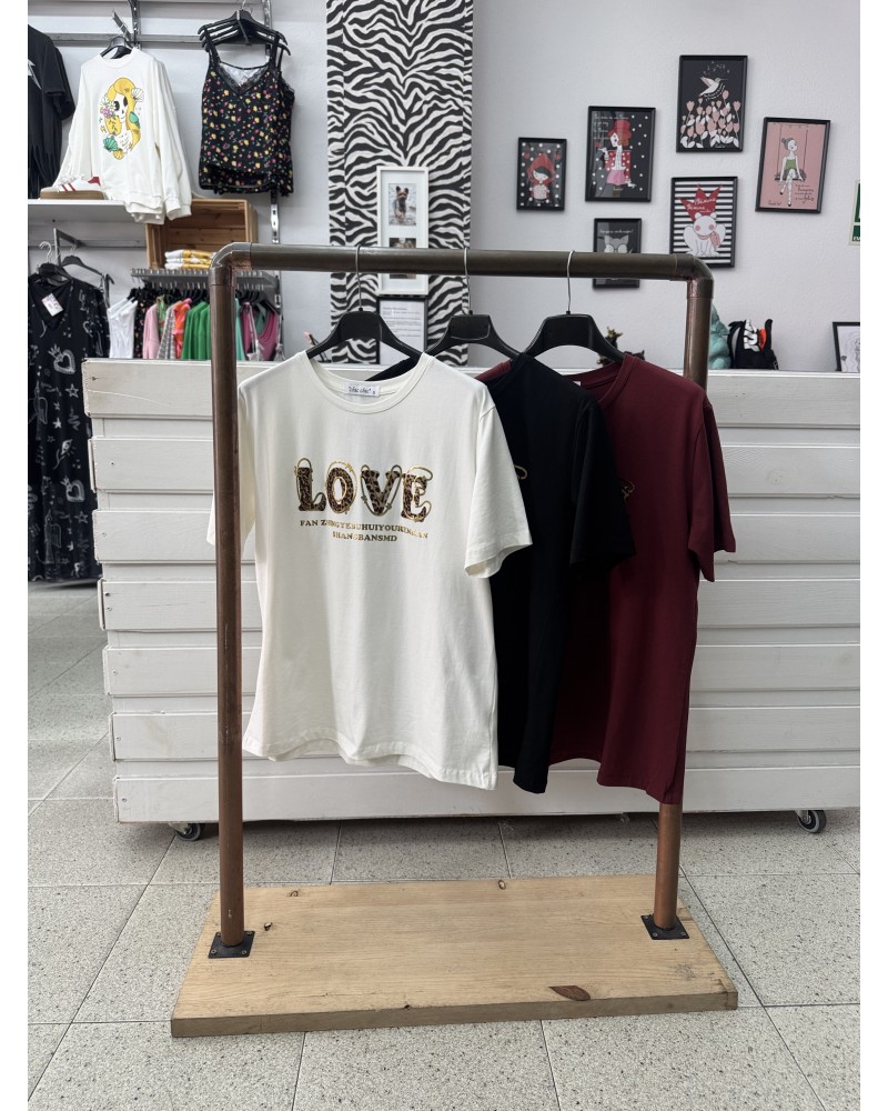 CAMISETA LOVE