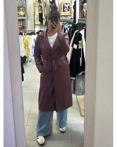 Gabardina de Polipiel Granate – Estilo Urbano & Elegancia al Mejor Precio