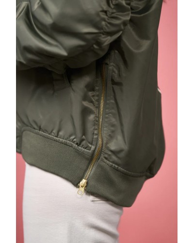 Bomber Aviator Anabel Lee – chaqueta oversize con bordado dorado | Pensando en Ti