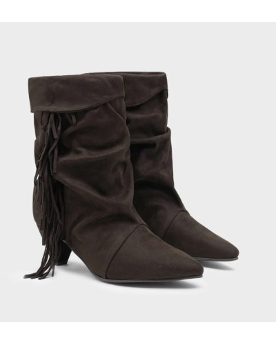 Botas “Chaman” chocolate con flecos – estilo boho moderno