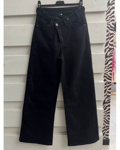JEANS CRUCE WIDE LEG NEGRO