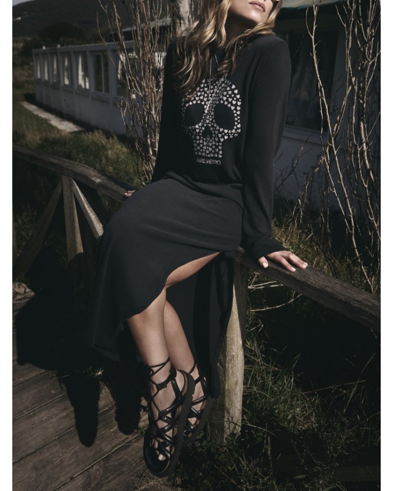 Vestido largo aire retro “Calaveritas” – estética vintage con chispa