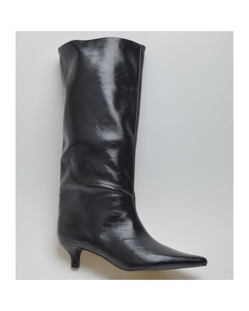 Bota Tacón Negra Azabache – Elegancia y Actitud | Pensando en Ti