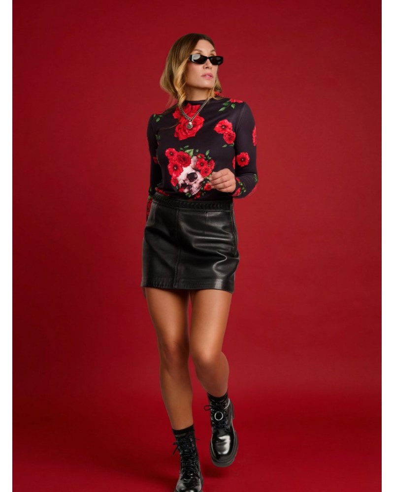 CAMISETA "ROSAS" NEGRA