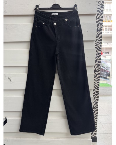 Jeans Negro Cintura Cruzada – Vaqueros Tiro Alto y Trendy | Pensando en Ti