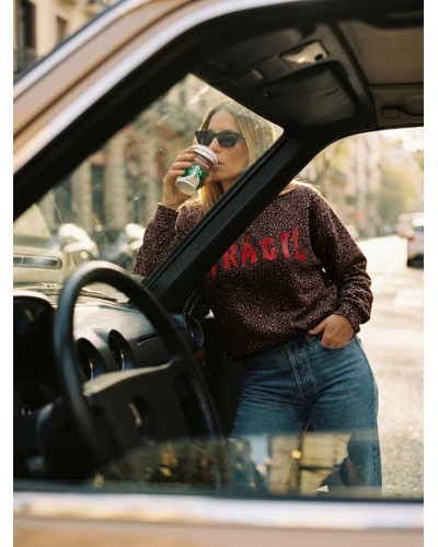 SUDADERA LEOPARDO "FRÁGIL" AIRE RETRO