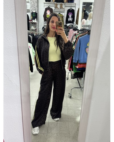 CHANDAL ADI CHOCOLATE