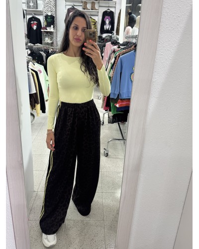 CHANDAL ADI CHOCOLATE