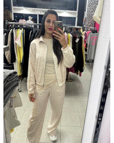 CONJUNTO INSIPIRACION ADI ANIMAL PRINT BEIGE