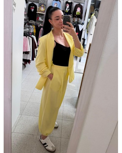 BLAZER BÁSICA AMARILLO