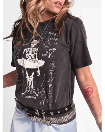 Camiseta Fade Out Ballet Aire Retro | Look Bohemio & Rock - Pensando en Ti