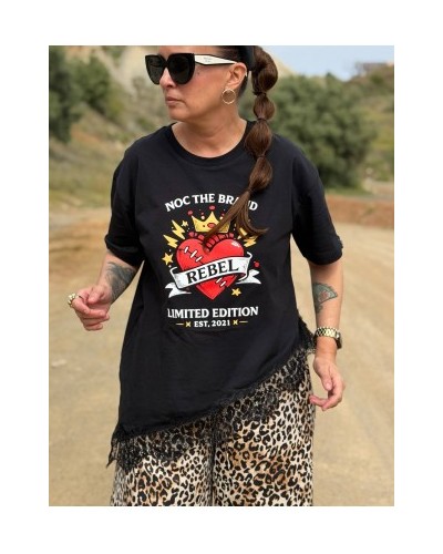 CAMISETA REBEL ASYMMETRIC NOC THE BRAND