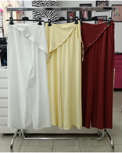 PANTALON PAÑUELO TACHUELAS
