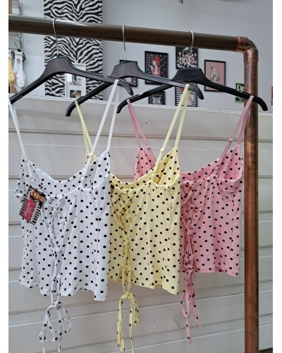 Top Corsé "Polka Dot": Tu aliado para un look femenino y retro.