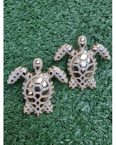 Pendientes Maxi Tortugas Dorado y Blanco Roto | Pensando en ti
