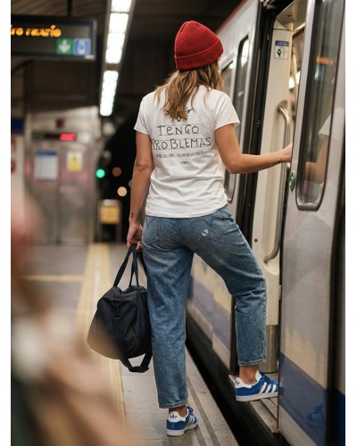 CAMISETA "TENGO PROBLEMAS" AIRE RETRO