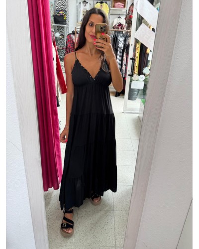 VESTIDO MAYA LARGO TACHUELAS NEGRO