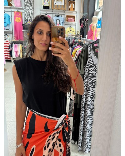 Camiseta Básica con Hombreras Mujer | Varios Colores | Pensando en Ti Shop