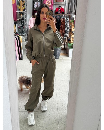 CHAQUETA SPORT ADI VERDE KAKI