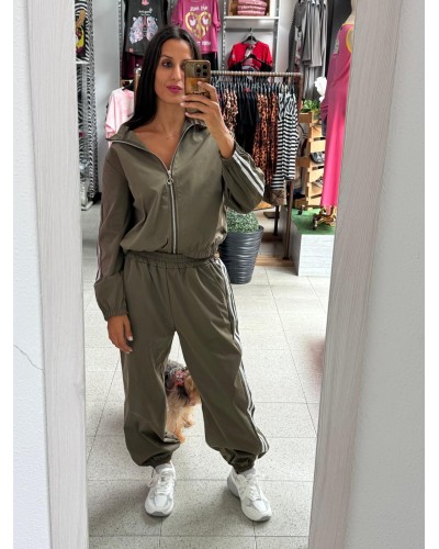 CHAQUETA SPORT ADI VERDE KAKI