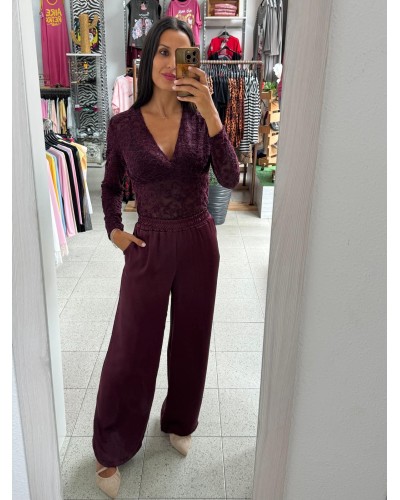 CONJUNTO ROMANTIQUE BURDEOS