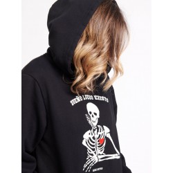 Sudadera hoodie unisex negra, bolsillo tipo canguro e ilustración Sueño luego existo.