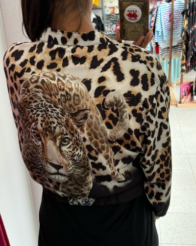 BOMBER COMBINADO ANIMAL PRINT